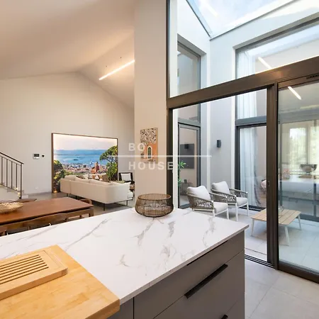 Juma Apartment